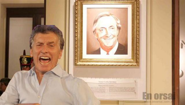 Macri descolgó el cuadro de Néstor Kirchner de la Casa Rosada Macri descolgó el cuadro de Néstor Kirchner de la Casa Rosada