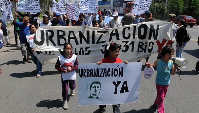 Vecinos de la villa 31 piden mejores condiciones de vida