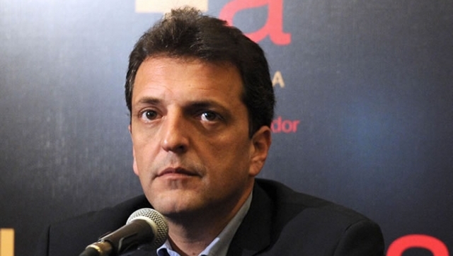 Massa pierde el control de su tropa en La Matanza Massa pierde el control de su tropa en La Matanza