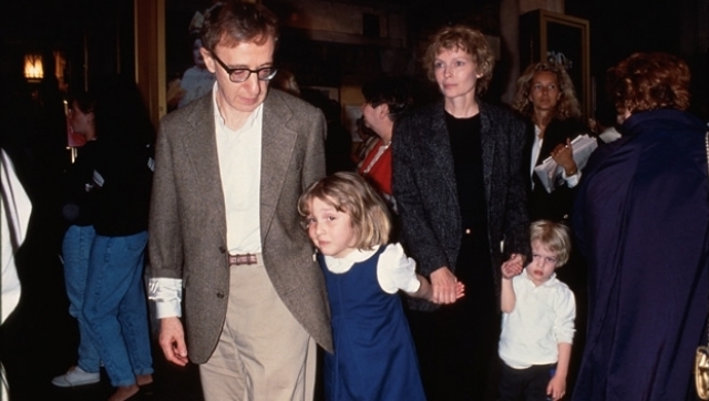 Hijo de Woody Allen, defiende a su padre 