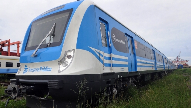 Llegó a Buenos Aires el primer tren 0 Km del Sarmiento