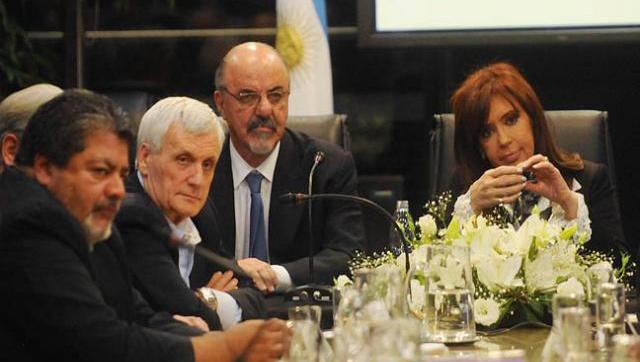 Cristina: “El salario cada vez es menos mínimo y más vital y móvil”