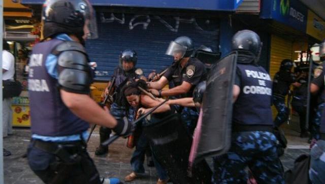 Protestaron contra la represión policial en Córdoba