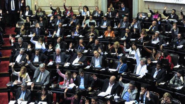 Crónica de otra sesión caliente, se ampliaron los derechos de Consumidores
