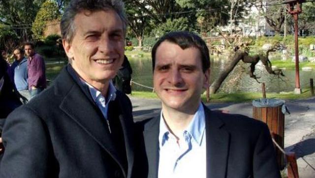 Engañó a las autoridades y lanzó su candidatura en una escuela pública