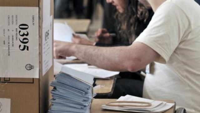 Municipios de Río Negro y Mendoza eligen a sus representantes locales