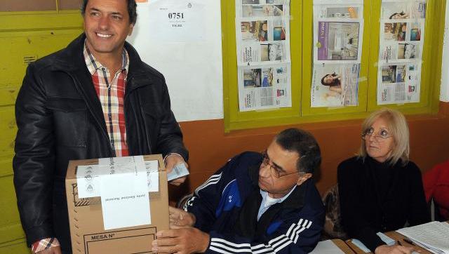 Scioli: “Hay que votar hacia un futuro cada vez mejor”