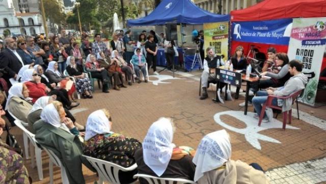 Madres de Plaza de Mayo celebran hoy 39 años de lucha