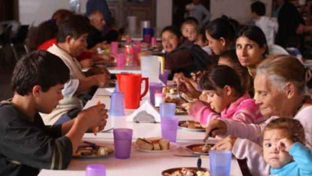 La crisis de los comedores populares y escolares en la provincia
