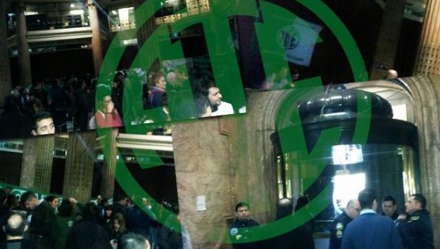 Estatales de ATE tomaron el Ministerio de Modernización por los 11 mil despidos