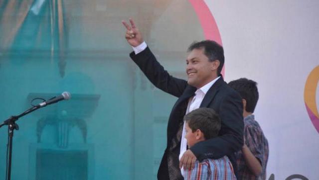 El intendente de Moreno, Walter Festa, frenó el tarifazo de luz y gas 