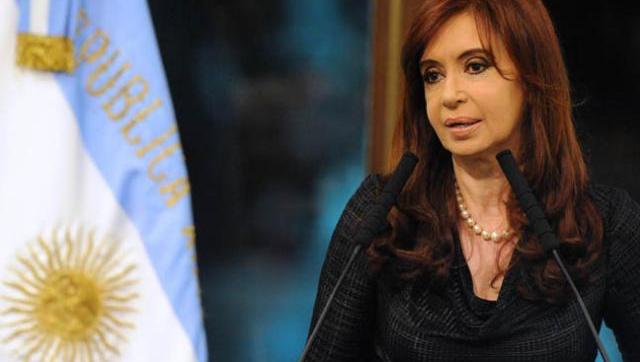 CFK: “La gente va a tener que elegir entre pagar la factura o comer
