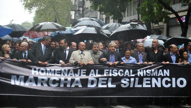 Fiscal pidió desestimar la denuncia de Nisman contra Cristina porque 