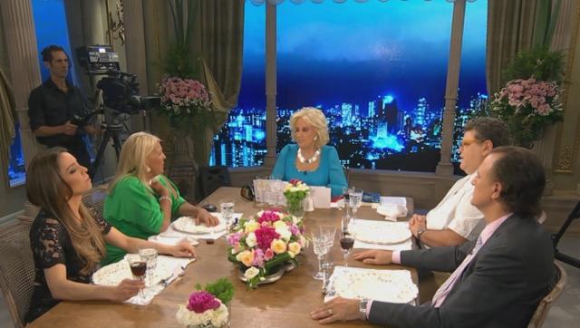 Carrió polémica: “Tengo que ganar más que un maestro porque yo escribí 15 libros”