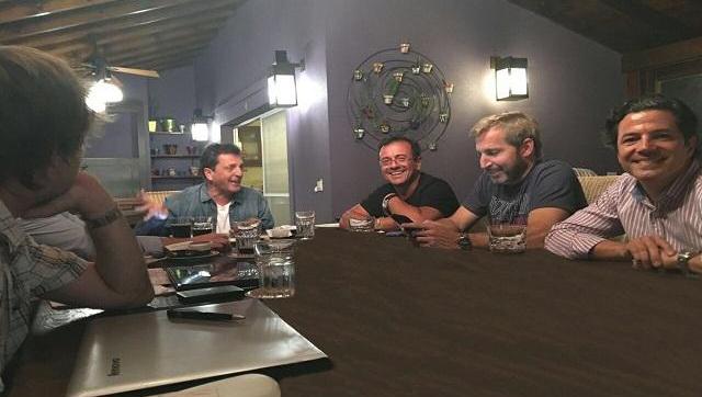 Insólito: borraron el sushi en la foto del encuentro entre Massa y el Gobierno