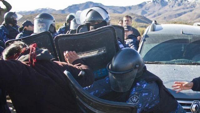 Feroz represión de Gendarmería a una comunidad mapuche en Chubut