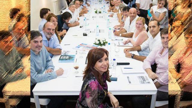 Ante la crisis, Cristina se reunió con empresarios nacionales