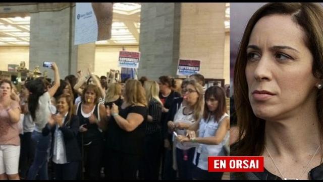 Vidal ordenó descontar el día a las empleadas del Banco Provincia que Adhirieron al paro de mujeres