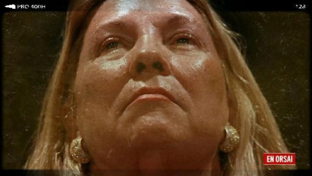 Carrió se fue del recinto antes de la votación del 2x1 para figurar como ausente