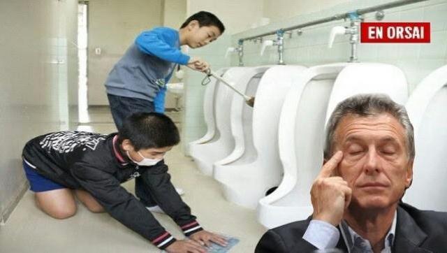 Otra idea brillante de Macri: Que los estudiantes limpien los baños de las escuelas
