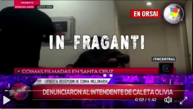 Escándalo: Filman a un intendente de 