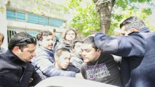 Escándalo: la Bonaerense allana local del PTS-Mar del Plata hay 6 detenidos