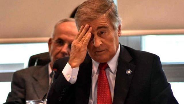 La Armada desmintió a Aguad sobre las versiones por el submarino desaparecido