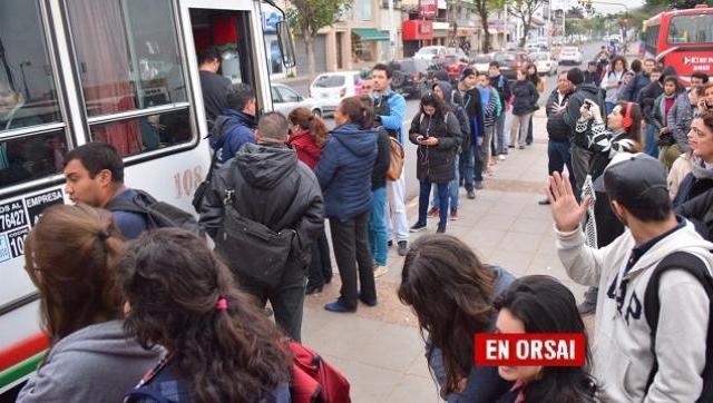 El Gobierno prepara un tarifazo al transporte público