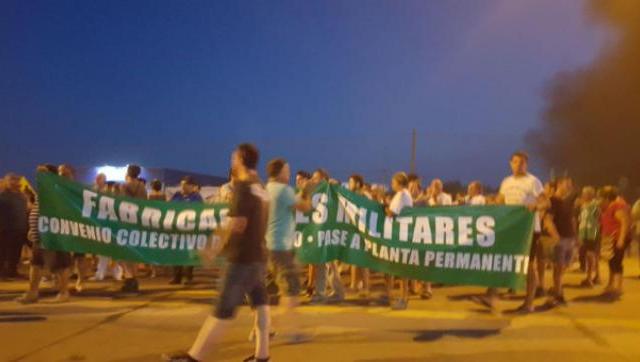 ATE reveló que despiden a 220 de los 258 empleados de Fabricaciones Militares en Azul