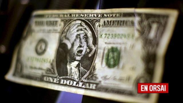 El dólar cerró a 20,69 pesos, un centavo menos que el record que se había marcado el día anterior. En cinco días subió 25 centavos.