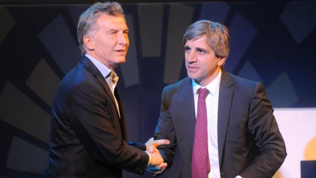 Macri quiso defender a Caputo por las offshore patinó y se enojó