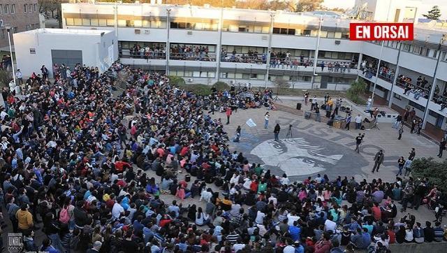 Espectador de privilegio: crónica de una toma universitaria