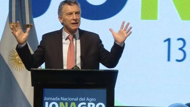 Macri ratificó el rumbo del ajuste ante las patronales del campo