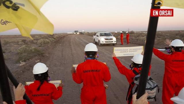 Greenpeace bloquea las operaciones de un basurero tóxico e ilegal en Vaca Muerta