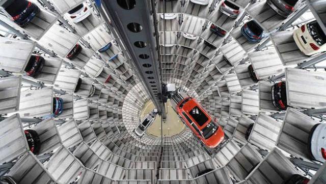 Industria automotriz en crisis: cayó más de 40% y ventas se desplomaron casi 60%