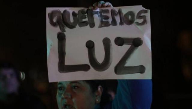 Un gran apagón dejó a media ciudad de La Plata sin luz