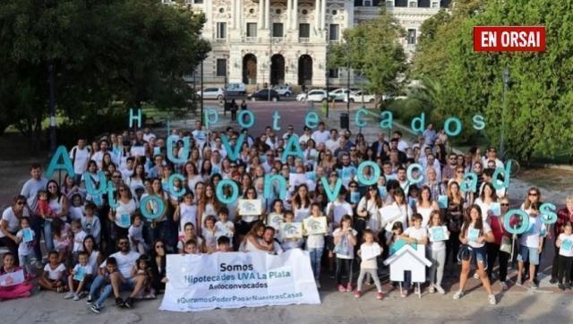 El Gobierno extendió 1 mes el congelamiento de las cuotas UVA