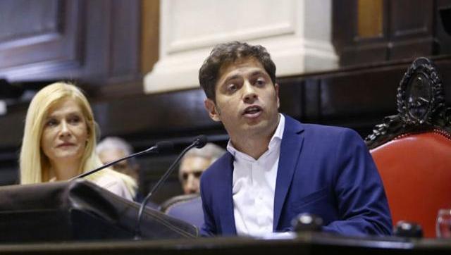 Kicillof aumentó los salarios de todos los estatales de la provincia