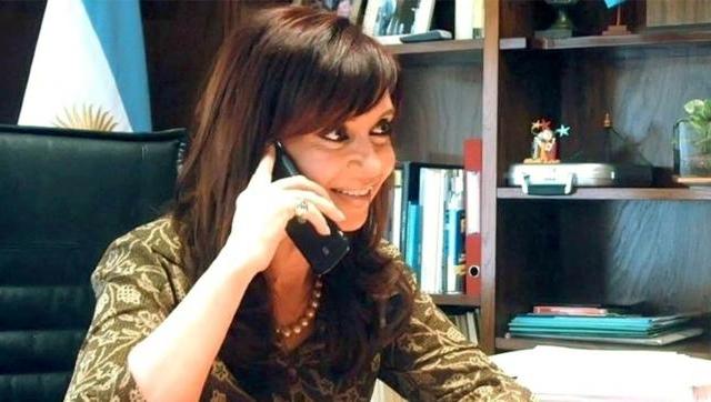 Cristina Kirchner llamó a intendentes para 