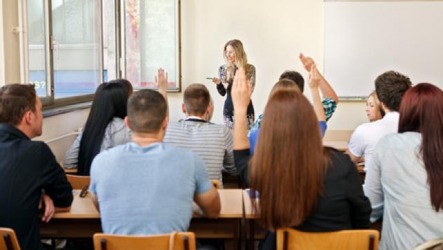 Director del INET: “Proponemos empezar las clases una hora más tarde