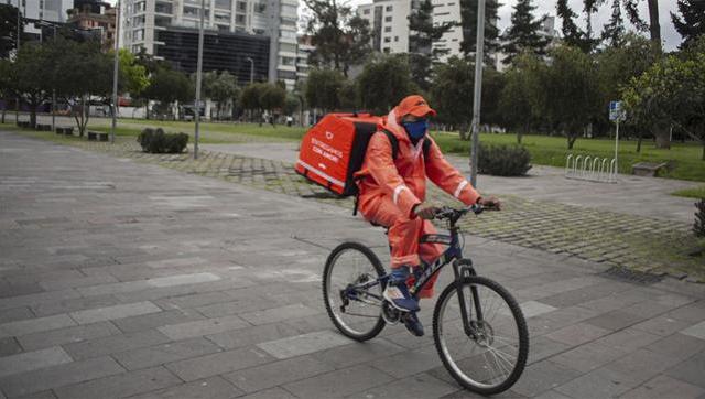 Trabajadores de plataformas de delivery hacen medida de fuerza por mejores salarios