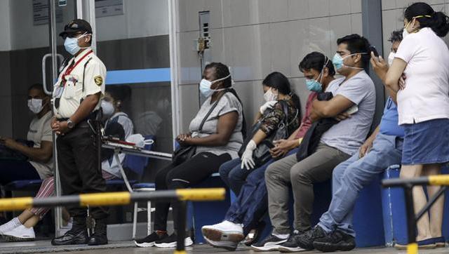 En Perú los pacientes de coronavirus mueren en carpas a la espera de atención médica