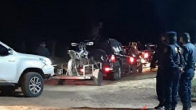 Dirigente de Cambiemos habilitó en su campo, un pase clandestino para evadir el retén policial