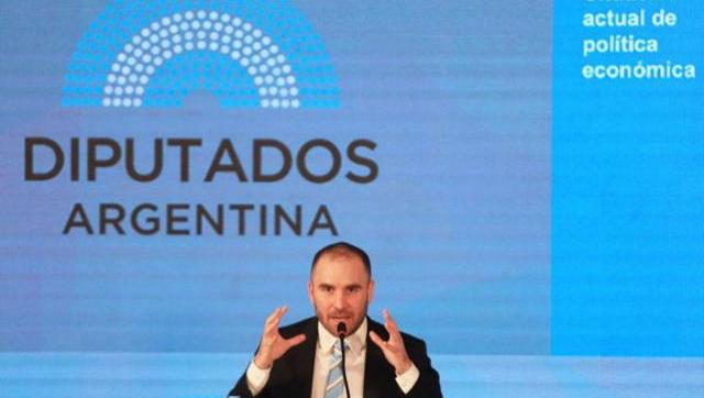 Guzmán presentó el Presupuesto 2021 ante las chicanas y ataques opositores