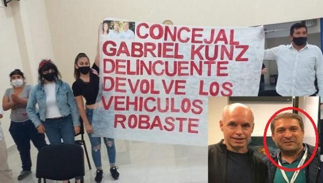 Escrachan al concejal PRO denunciado por robo y estafas (los testimonios)