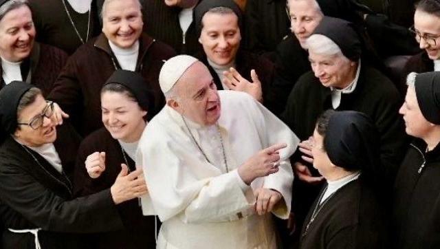 El Papa Francisco decretó la apertura a la participación de las mujeres en la Iglesia