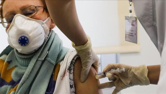 Más del 40 % de los vacunados contra el covid-19 en Moscú son mayores de 60 años