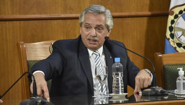 Alberto Férnandez: 