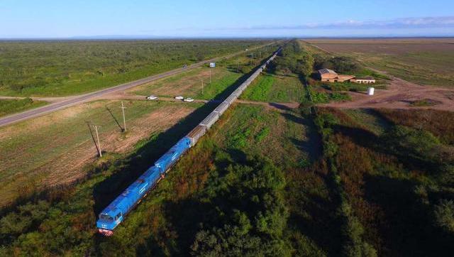 El Gobierno modernizará la línea Belgrano Cargas