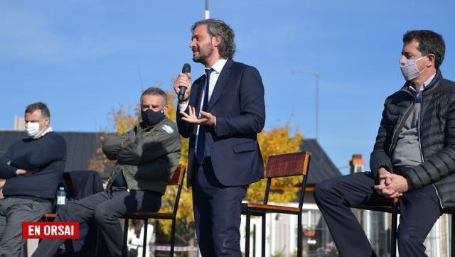 “Las casas y los hospitales no son ni de derecha ni de izquierda, son de la gente